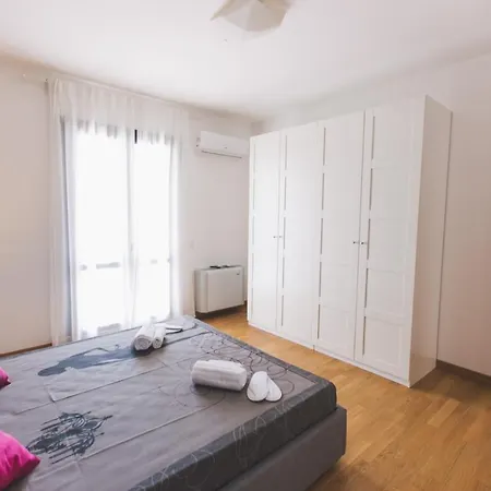 Casa Laudien Holiday home Syracuse